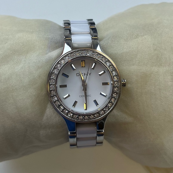 DKNY Silver and White Watch HR11-10 - Picture 2 of 6